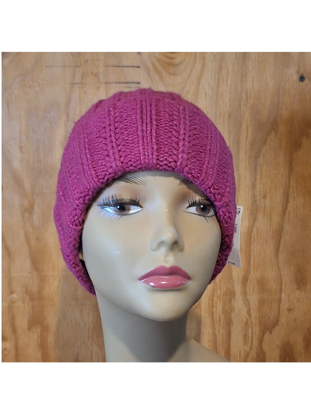 NWT Old Navy Beanie Women's OS Pink Lightweight Ribbed Cuffed Cozycore Outdoors